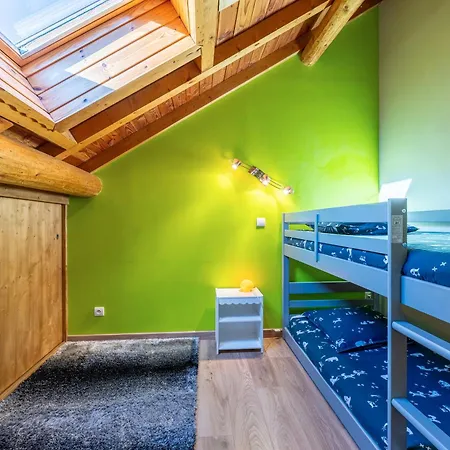 Au Bois Joli Chalet *
