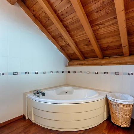 Chalet Au Bois Joli *